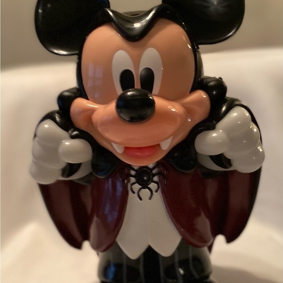 EUC Vampire Mickey Popcorn Bucket Glow in the Dark* Walt Disney Parks Halloween! - Picture 14 of 14